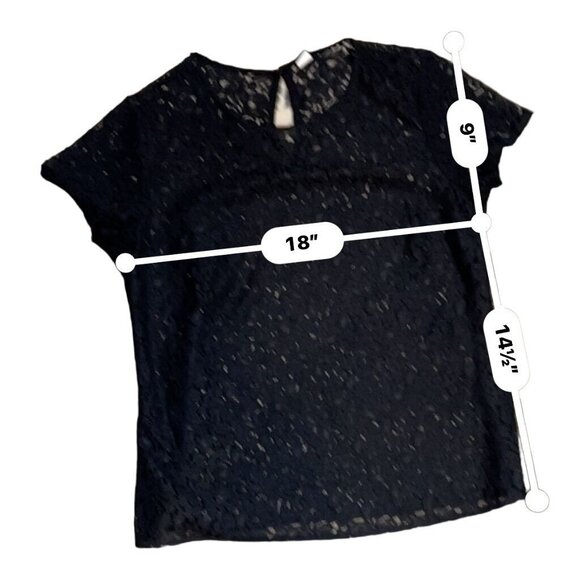 Old Navy Black Lace Top size medium - Picture 6 of 6